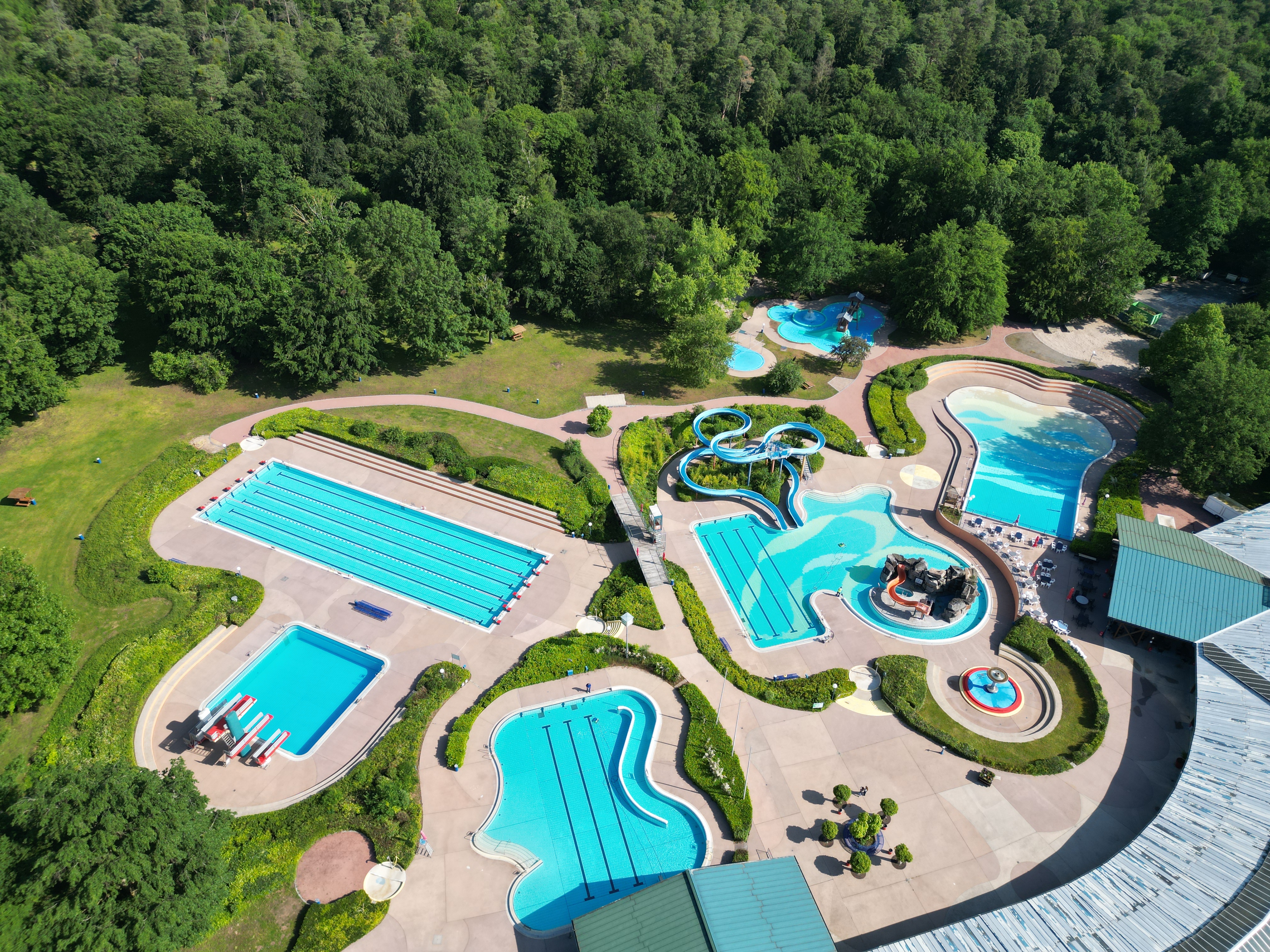 Luftbild Badepark ohne Gäste